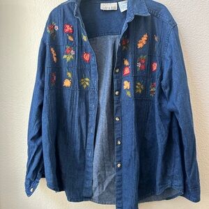 Casey & Max vintage blue jean denim button front shirt fall leaves womens M